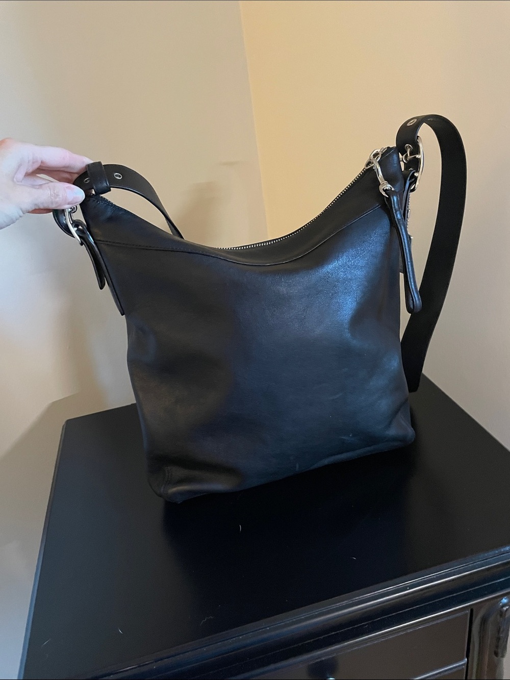NWOT- Vintage- 2003- Coach Black Leather Shoulder Bag with Silver Hardware